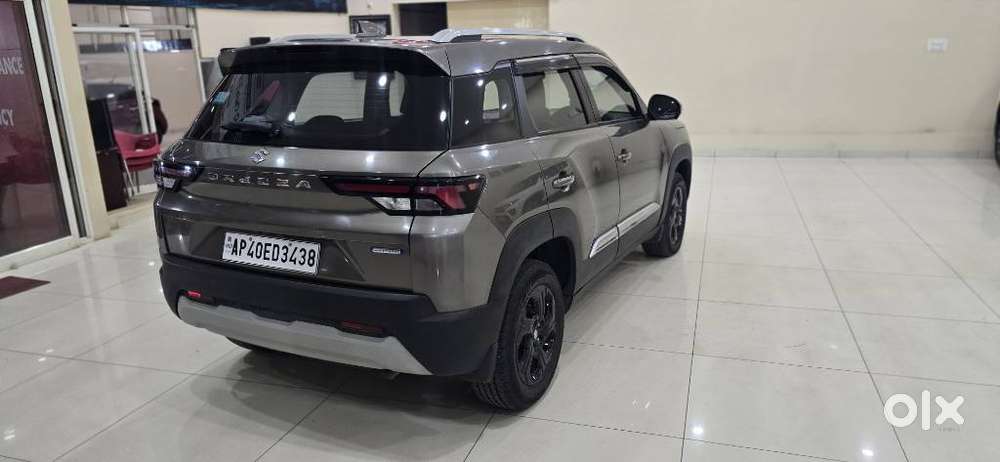 Maruti Suzuki Brezza 1.5 Zxi Smart Hybrid, 2024, Petrol
