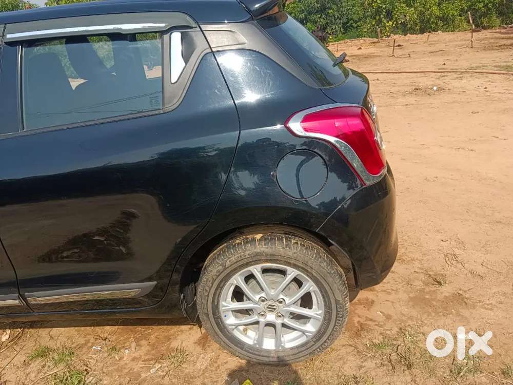 Maruti Suzuki Swift 2024 Black