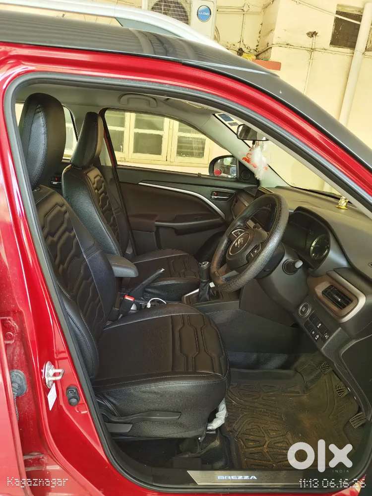 Maruti Suzuki Brezza 2023 Petrol Manual Dual Tone