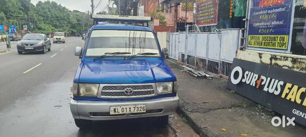 Toyota Qualis 2002 Diesel 12000 Km Driven