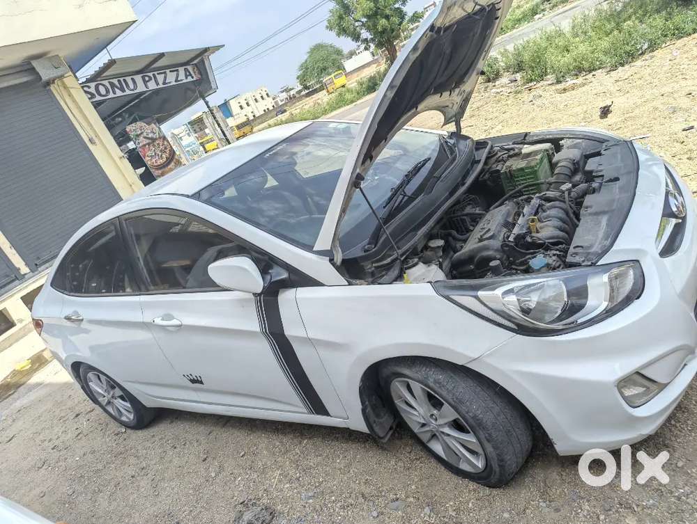 Hyundai Verna 2011 Petrol 114000 Km Driven
