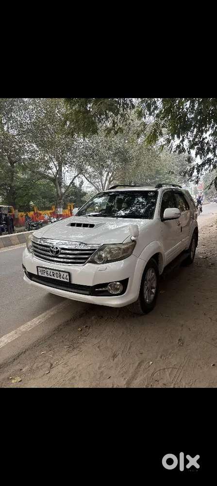 Toyota Fortuner 2012 Diesel 140000 Km Driven