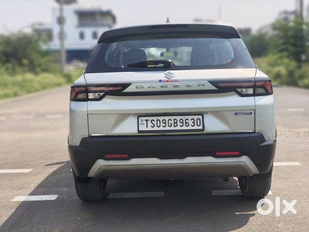 Maruti Suzuki Brezza 1.5 Zxi Smart Hybrid, 2023, Petrol