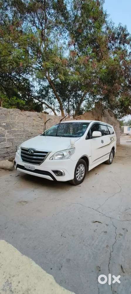 Innova White Colour