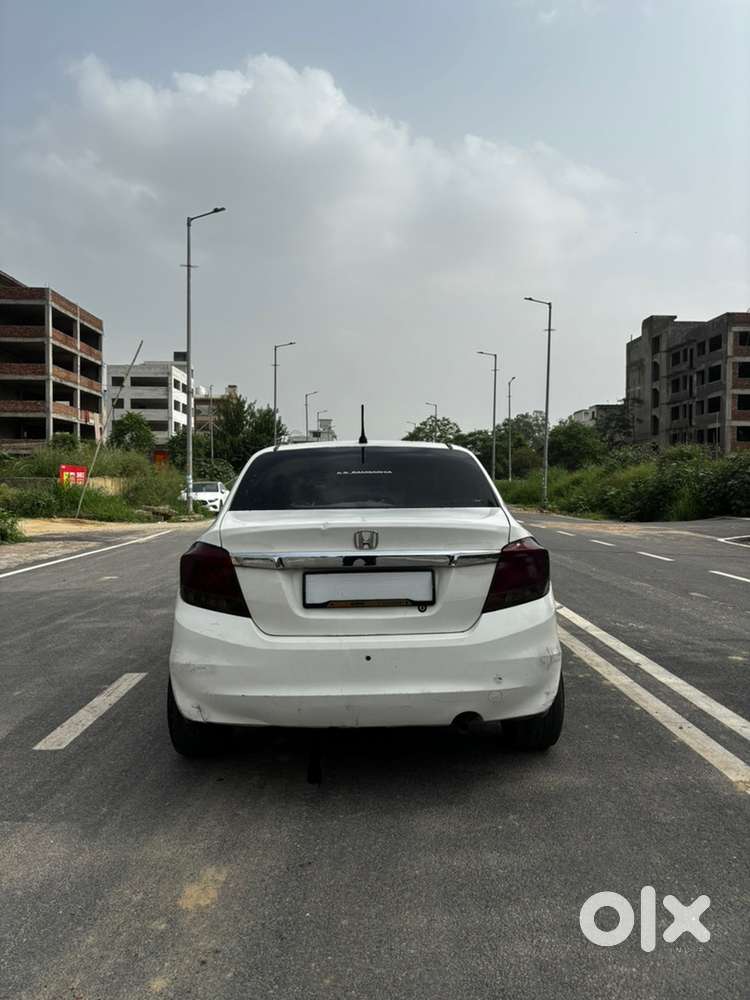 Honda Amaze Hybrid 2014
