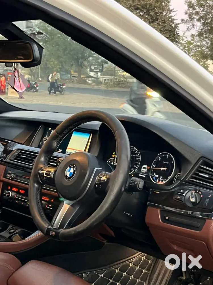 Bmw 530d M Sport 
2017 Model
Km Drive 123000
Rate 1900000