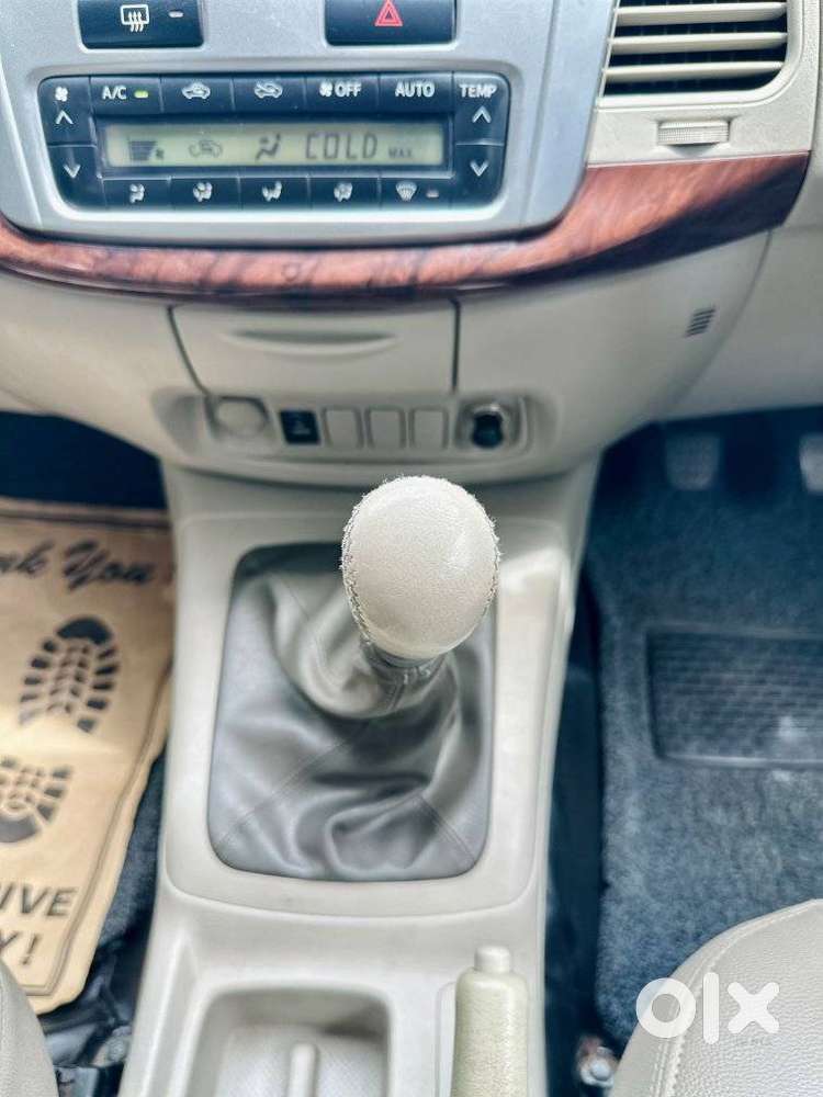 Toyota Innova 2.5 V 7 Str, 2013, Diesel