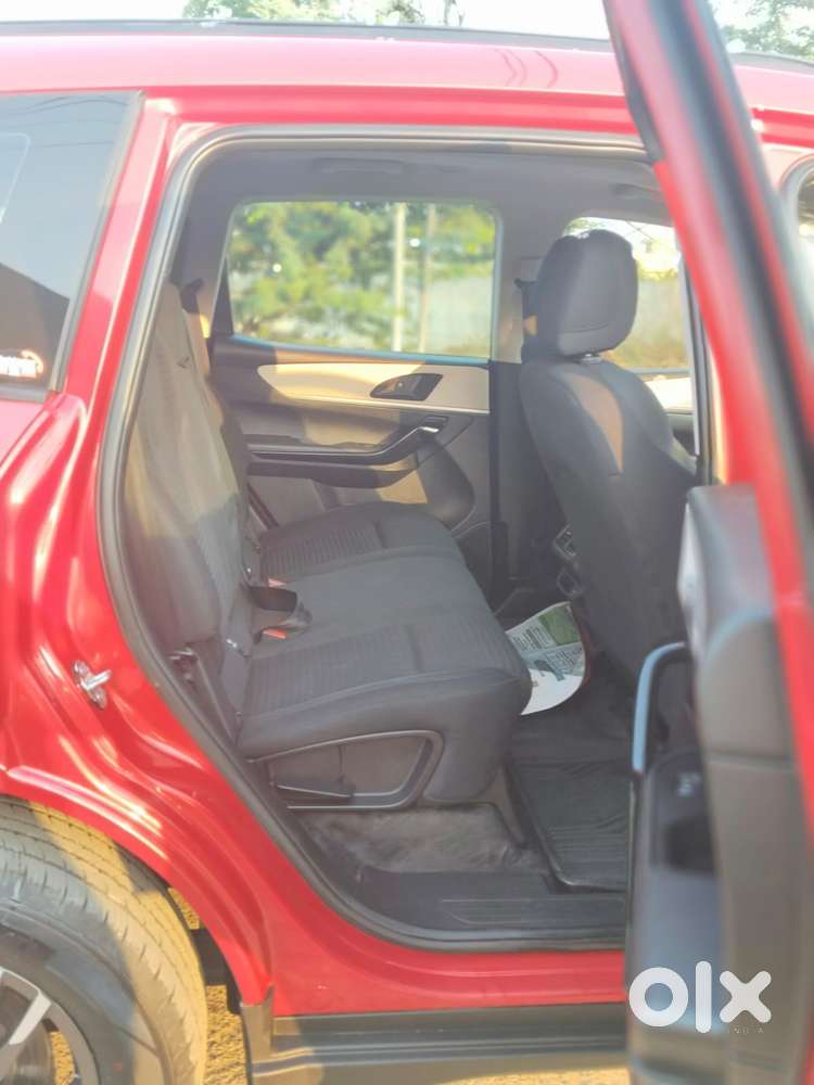 Mahindra Xuv700 2.2 Ax 5 Diesel Mt 7 Str, 2024, Diesel