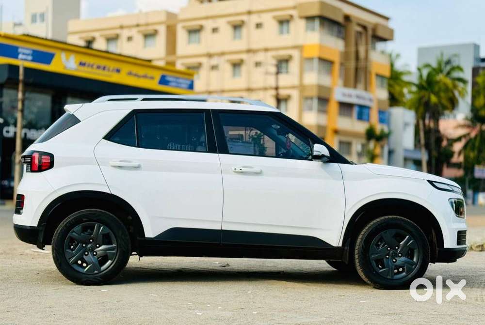 Hyundai Venue Sx, 2024, Petrol