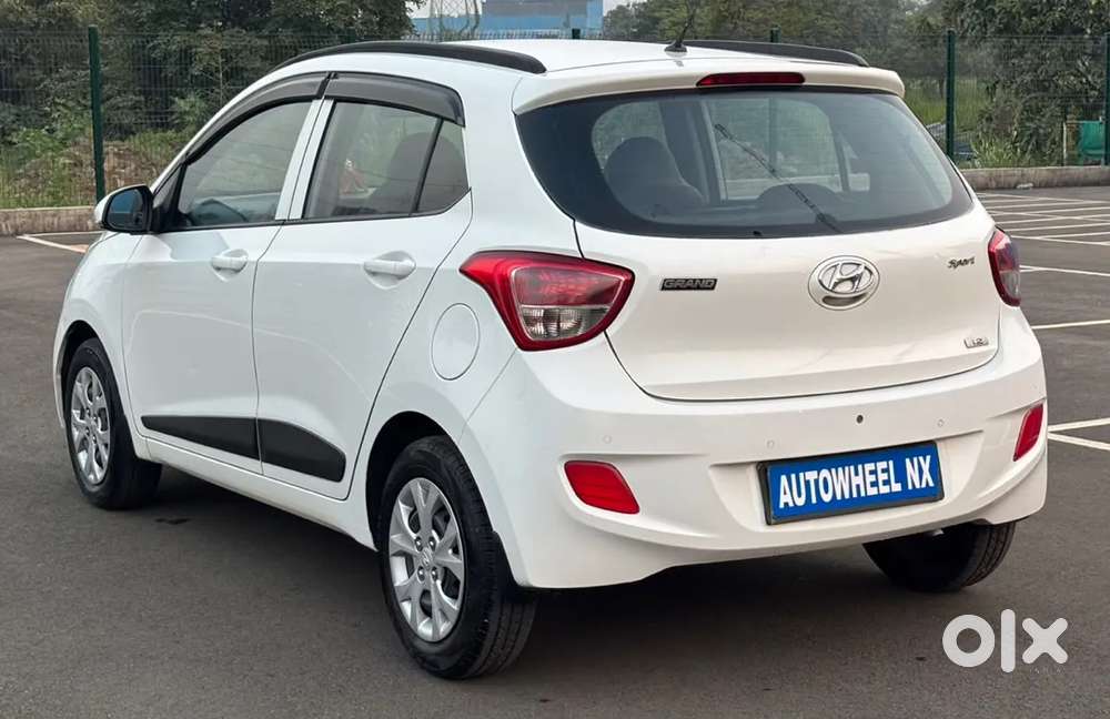 Hyundai Grand I10 [ ] 1.2 Kappa Vtvt Sportz, 2016, Petrol