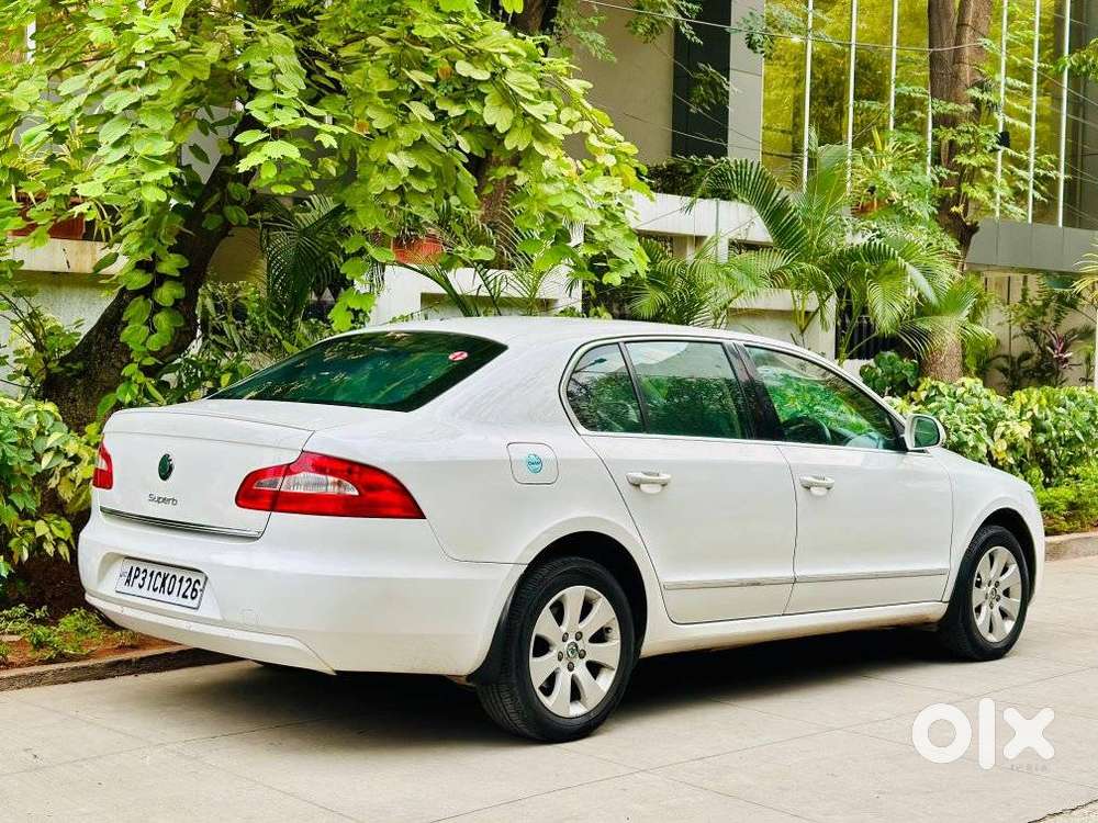 Skoda Superb 2.5 Elegance Tdi At, 2013, Diesel