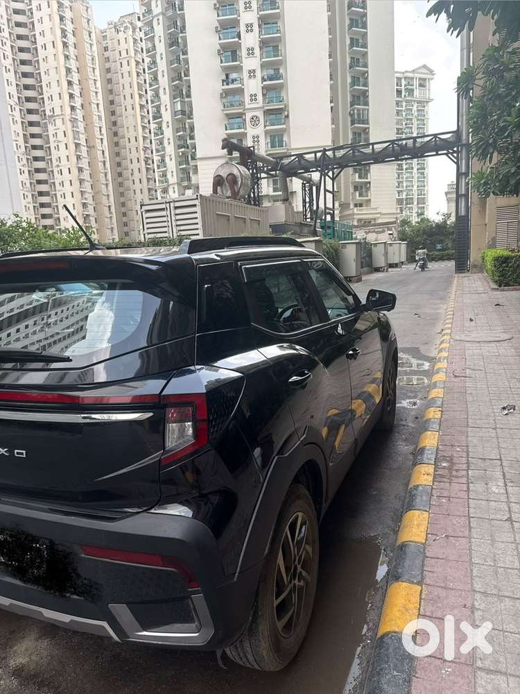 Mahindra Xuv 3xo Petrol 2024 Auto