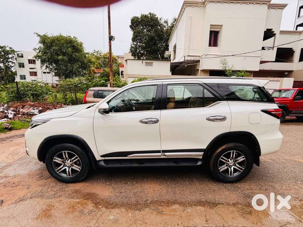 Toyota Fortuner 4x2 At 2.8 Diesel, 2022, Diesel