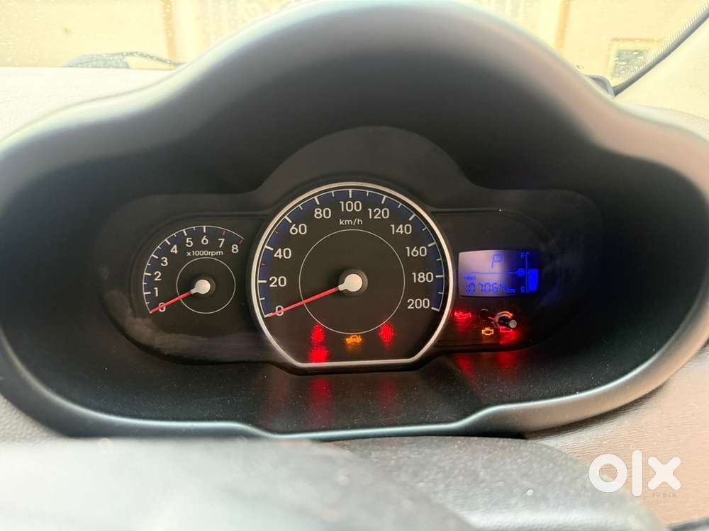 Hyundai I10 Sportz 2011 Petrol