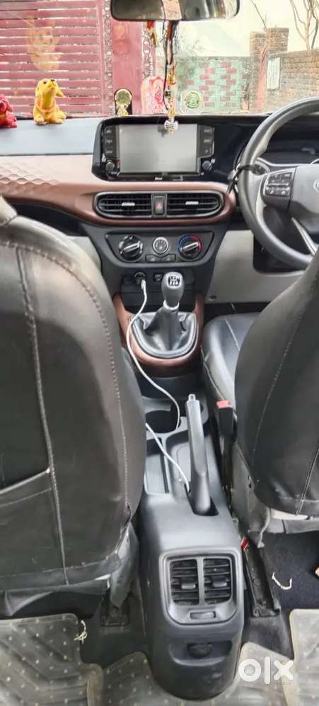 Hyundai Aura 2021 Petrol Well Maintained 4900 Km