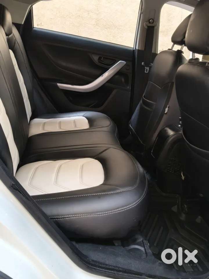 Tata Nexon 1.5 Revotorq Xm (s), 2021, Diesel