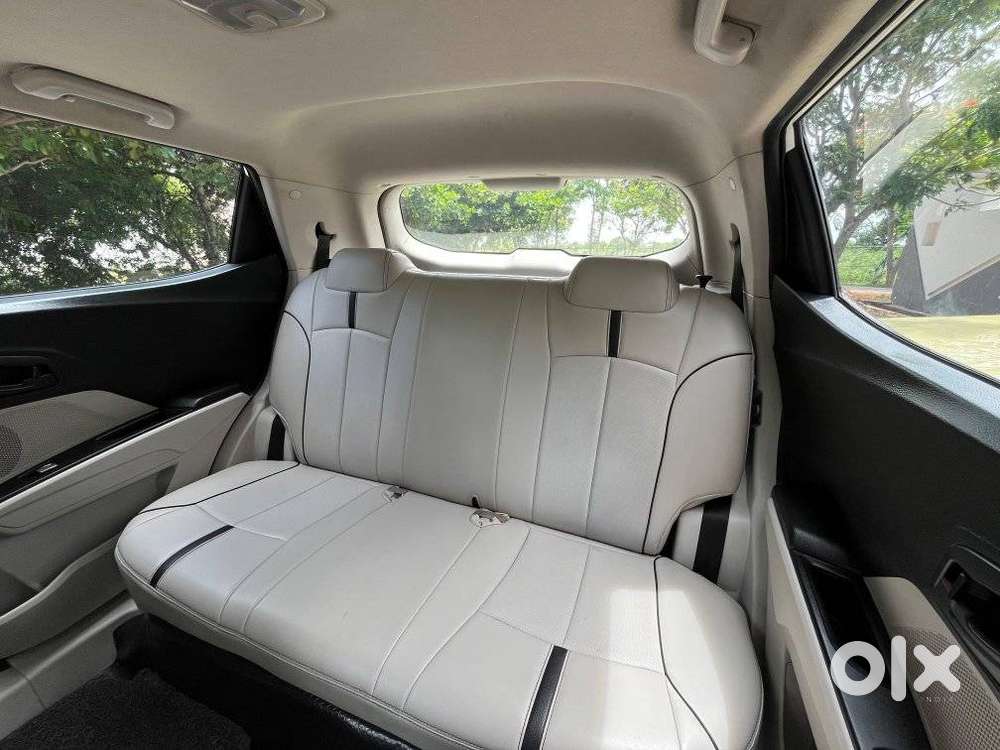Mahindra Xuv300, 2022, Diesel