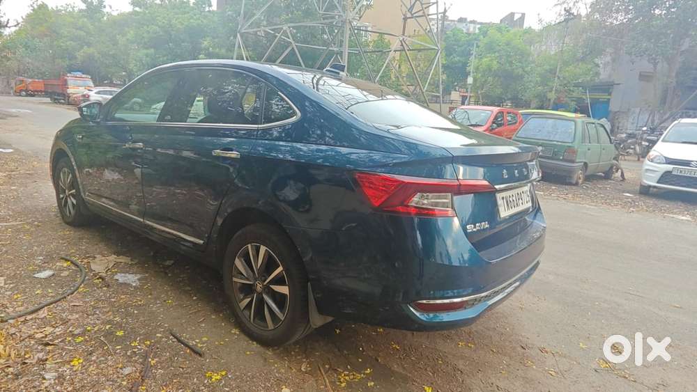 Skoda Slavia 1.0 Tsi Style At, 2023, Petrol