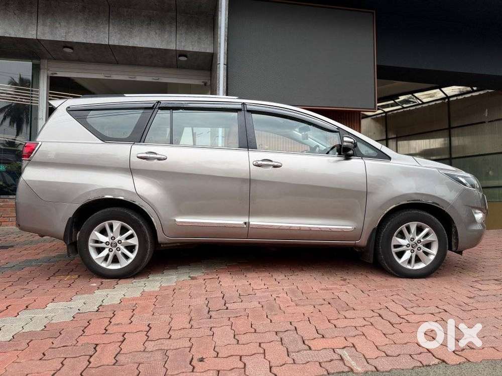 Toyota Innova Crysta 2.4 V, 2018, Diesel
