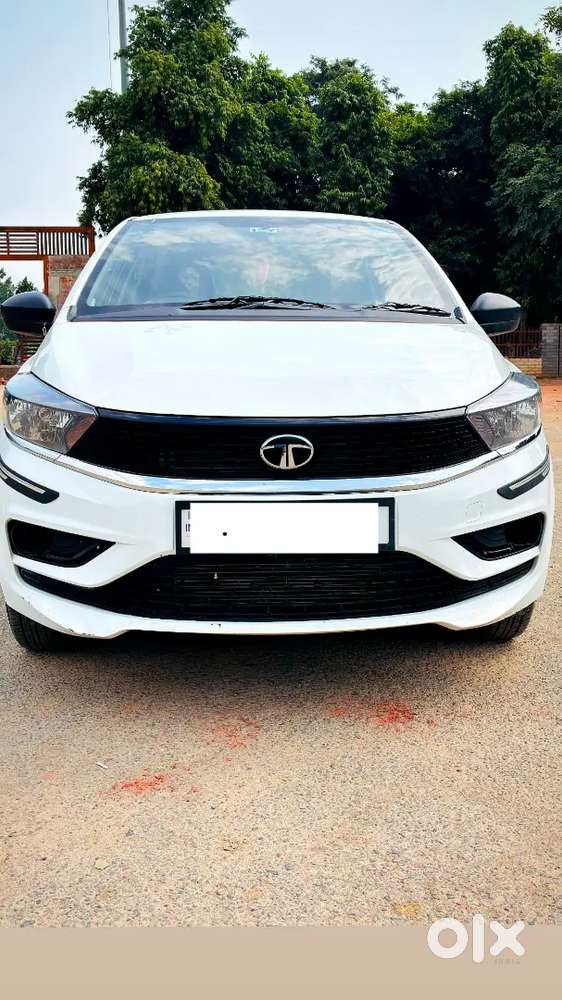 Urgent Sale: 2026 Tata Tiago Xe | 1,850 Km Only | ₹20k Accessories Fre