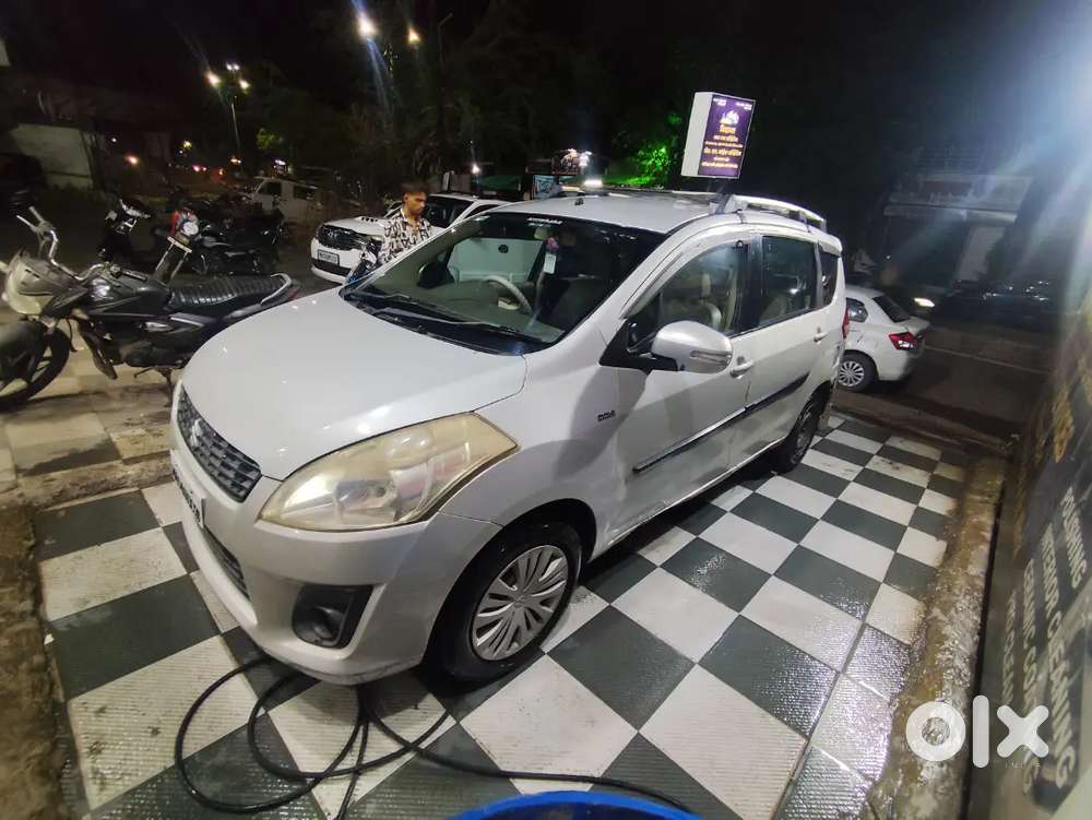 Maruti Suzuki Ertiga 2014 December Diesel Well Maintained