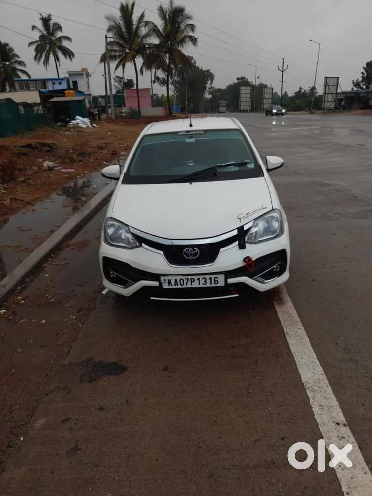 Toyota Etios 2013 Diesel 130000 Km Driven