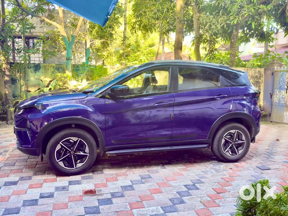 Tata Nexon 2024 Fearless Purple Petrol Automatic