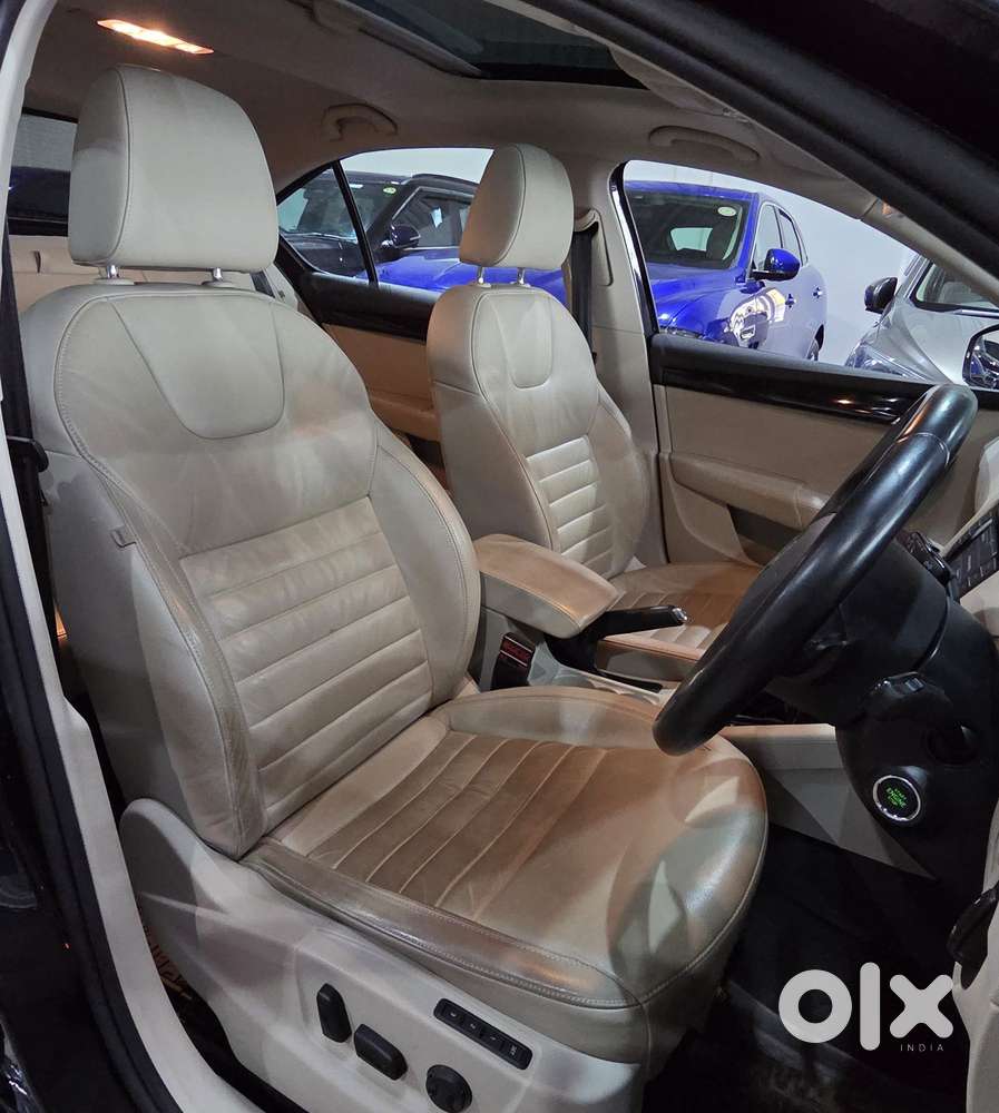 Skoda Octavia 1.8 Tsi Style Plus At, 2016, Petrol