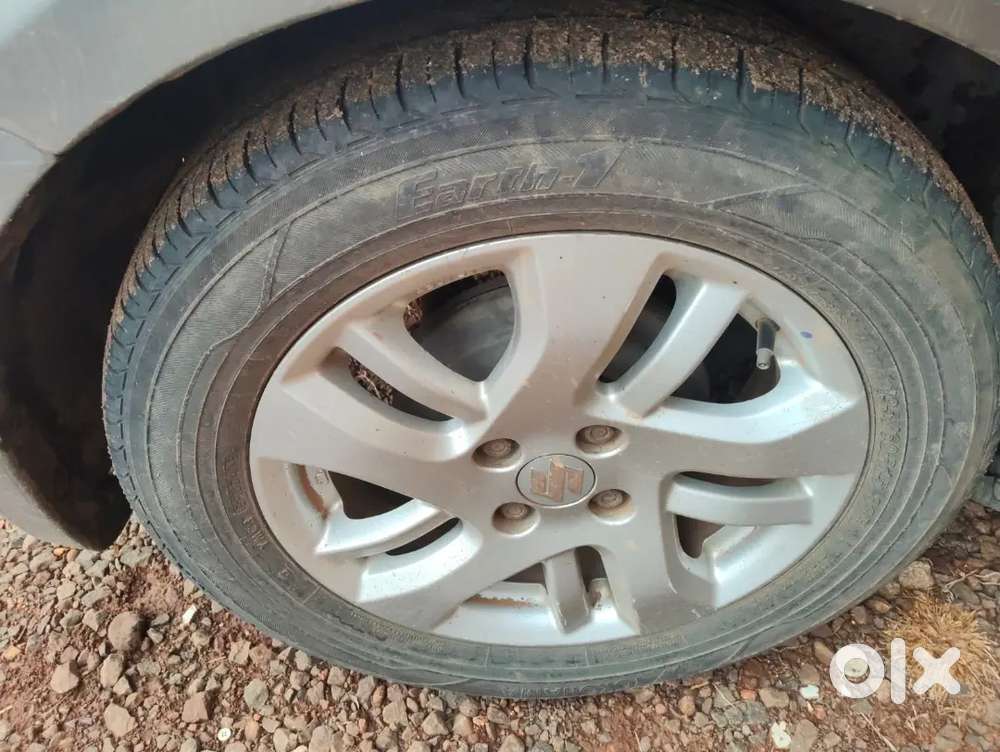 Maruti Suzuki Swift Dzire 2013 Cng & Hybrids 135000 Km Driven