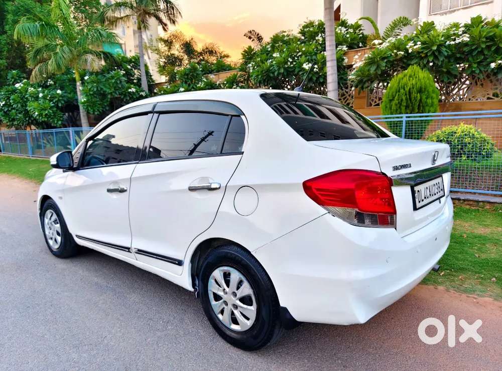 Honda Amaze 2015 Diesel 81200 Km Driven