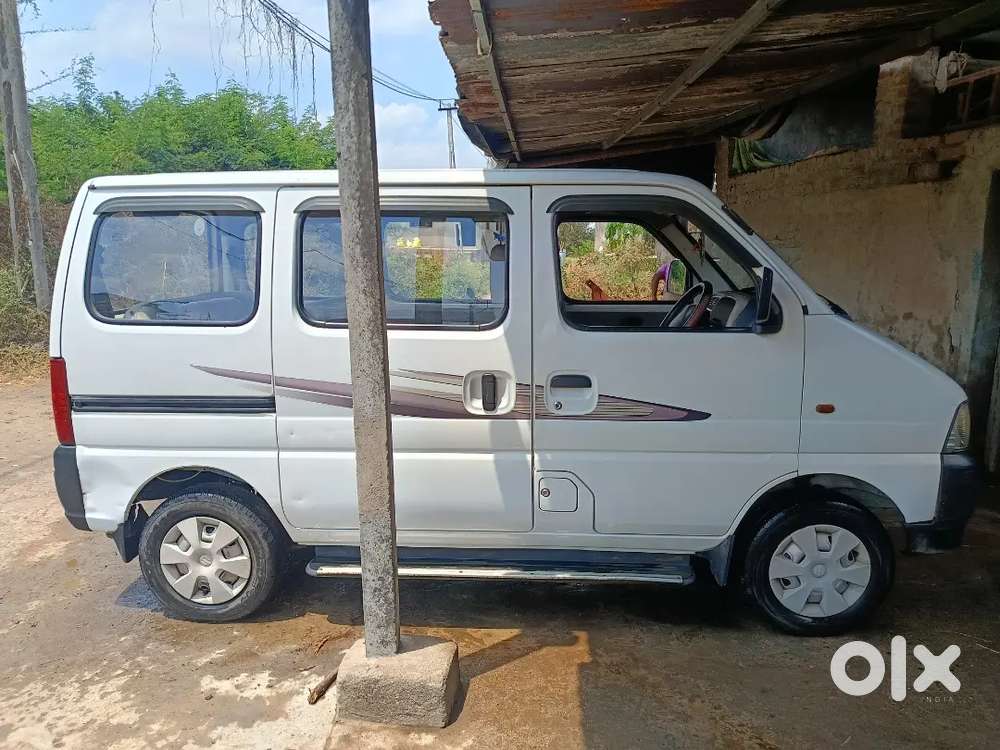 Maruti Suzuki Eeco 2013 Cng & Hybrids Well Maintained