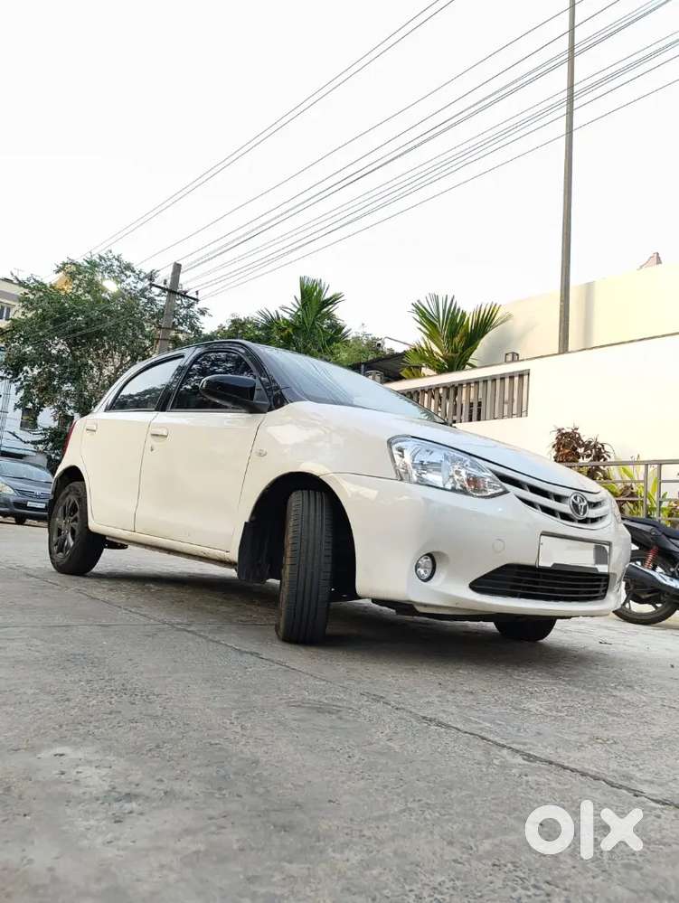 Toyota Etios Liva 2011