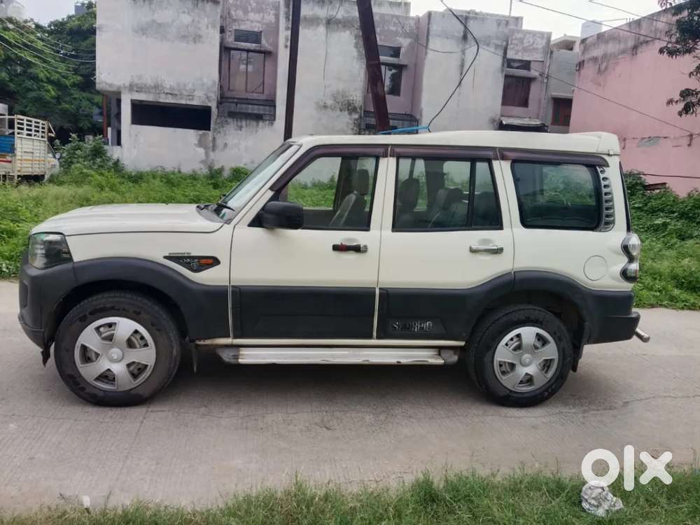 Mahindra Scorpio S4 Plus, 2017, Diesel
