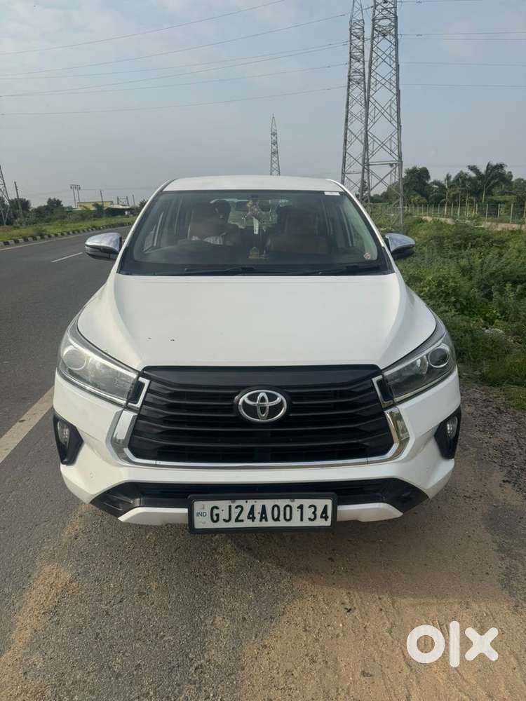 Toyota Innova Crysta 2.8 Zx At, 2022, Diesel