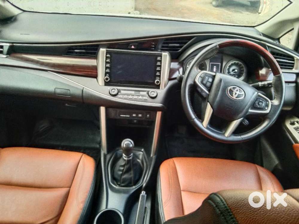 Toyota Innova Crysta 2.4 V 8 Str, 2023, Diesel