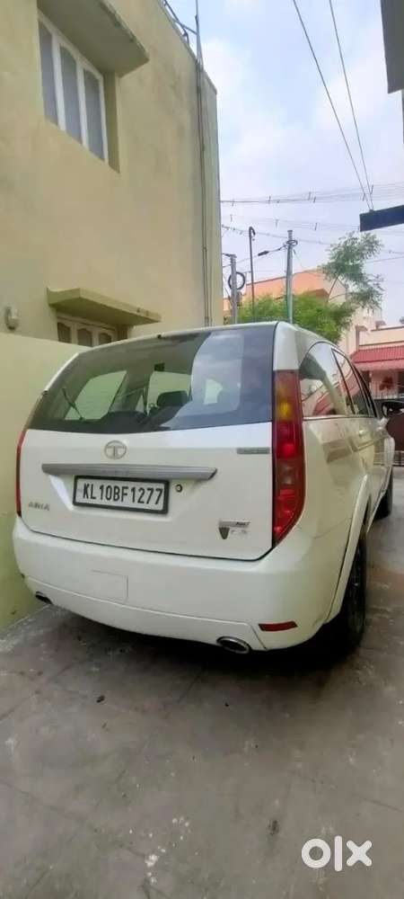 ₹ 2 35 000. Tata Aria 2014