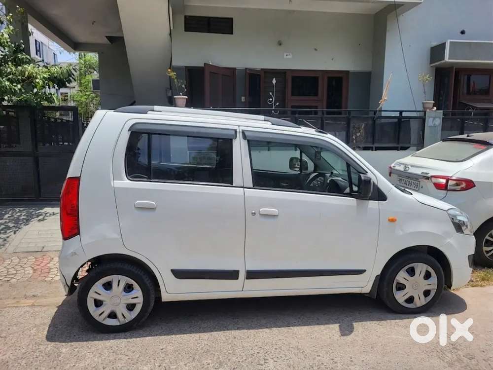 Maruti Suzuki Wagon R  2014 Petrol Well Maintained 
Registration 2015