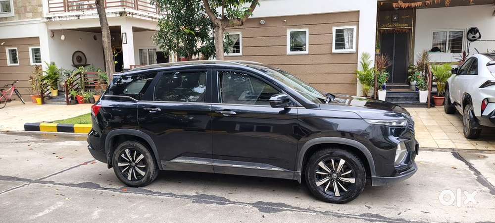 Mg Hector Plus 2020 Single Hand Driven Complete Showroom Track Service