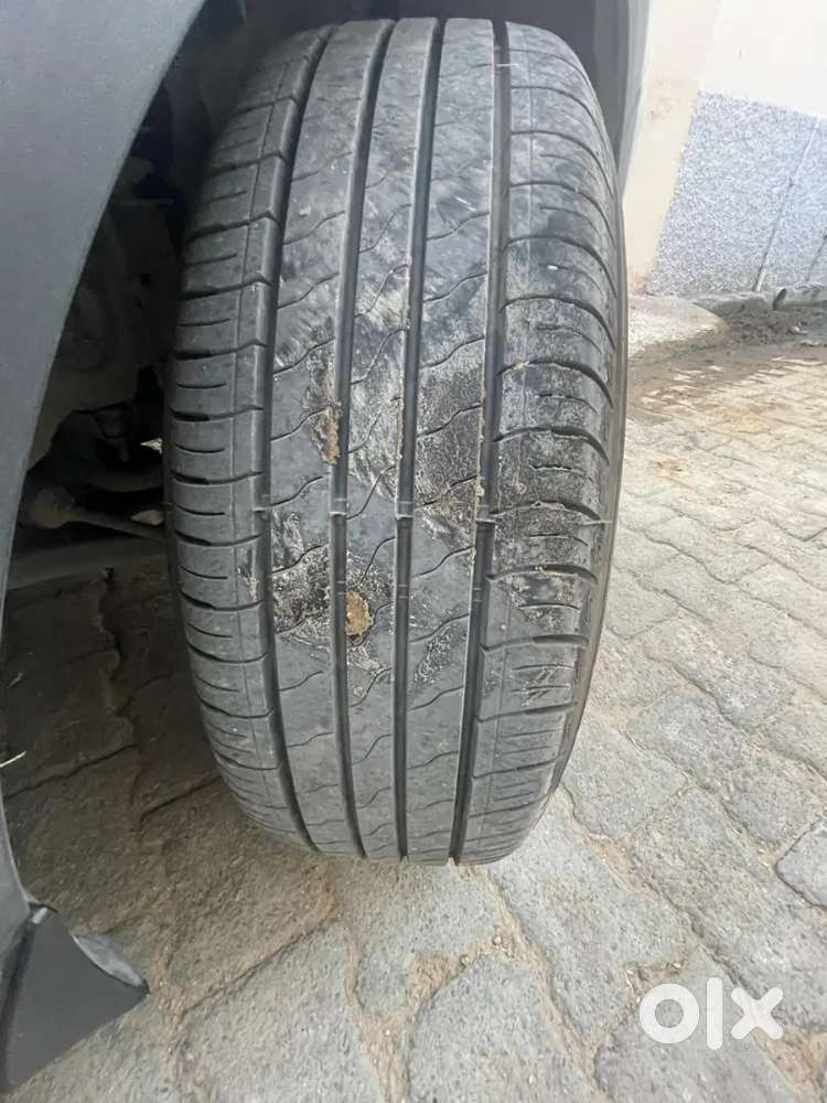 Both Key ,new Tyer ,new Battery