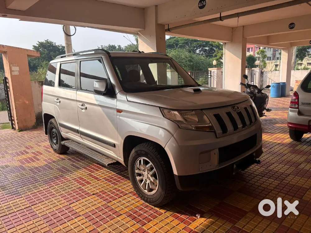 Mahindra Tuv 300 2017