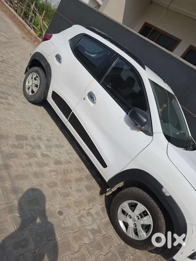 2nd Owner Renault Kwid 2017 Petrol Manual