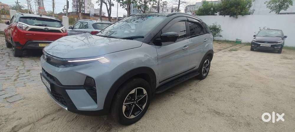 Tata Nexon Fearless Plus (ps)  1.2 Petrol Dca (adas), 2025, Petrol