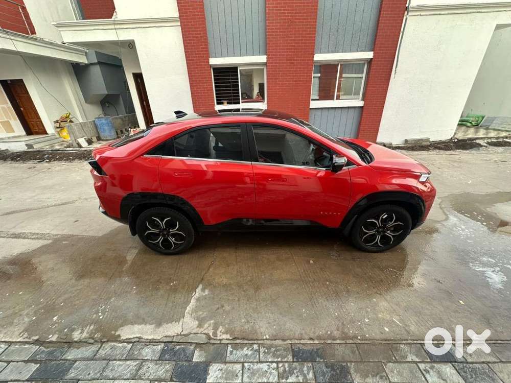 Tata Curvv 2025 Diesel Well Maintained