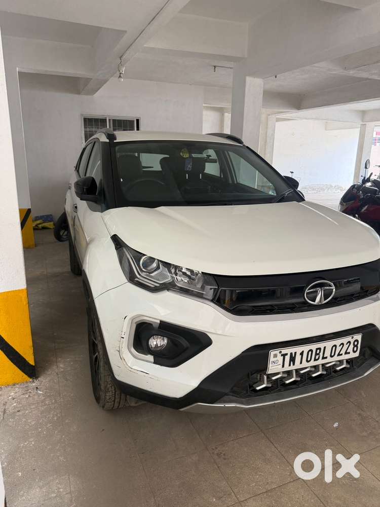 Tata Nexon 2020 Xz+ Petrol Manual  22500 Kms