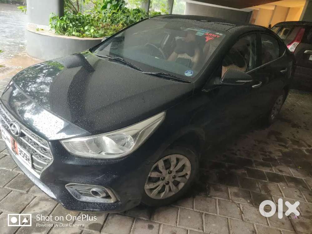 Hyundai Verna Fluidic 1.6 Crdi Ex 2017 87,000 Km  Single Owner Diesel