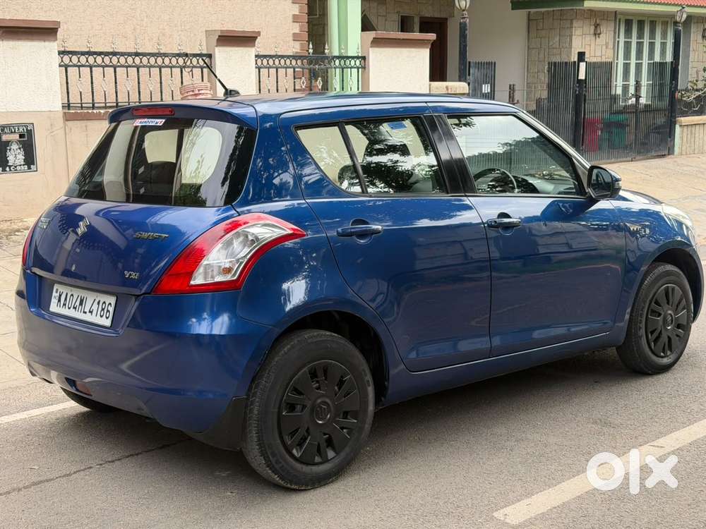 Maruti Suzuki Swift Vxi, 2012, Petrol