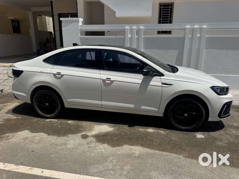 Volkswagen Virtus Petrol 20000 Km Driven