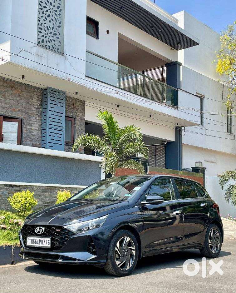 Hyundai I20 Asta (o) 1.2 Mt, 2023, Petrol