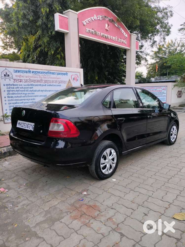 Skoda Rapid 1.6 Mpi Ambition, 2013, Petrol