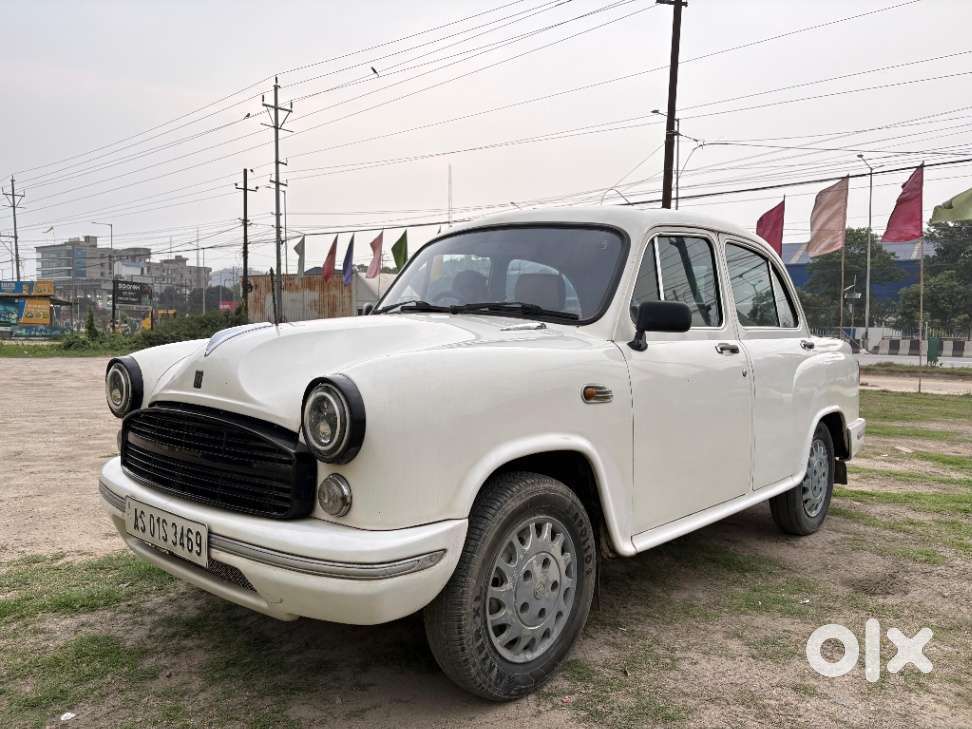 Ambassador Grand 1800 Isz Mpfi, 2004, Petrol